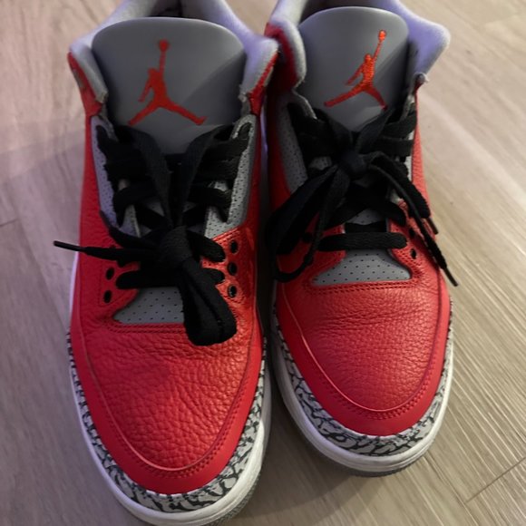 Air Jordan 3 Retro SE - Picture 2 of 6